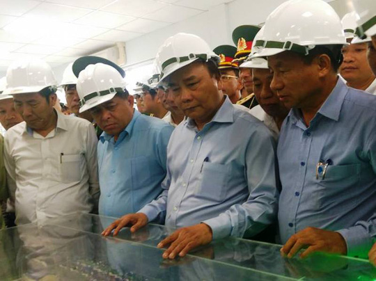 Thủ[-]tướng[-]Nguyễn[-]Xuân[-]Phúc[-]thị[-]sát[-]tại[-]Formosa